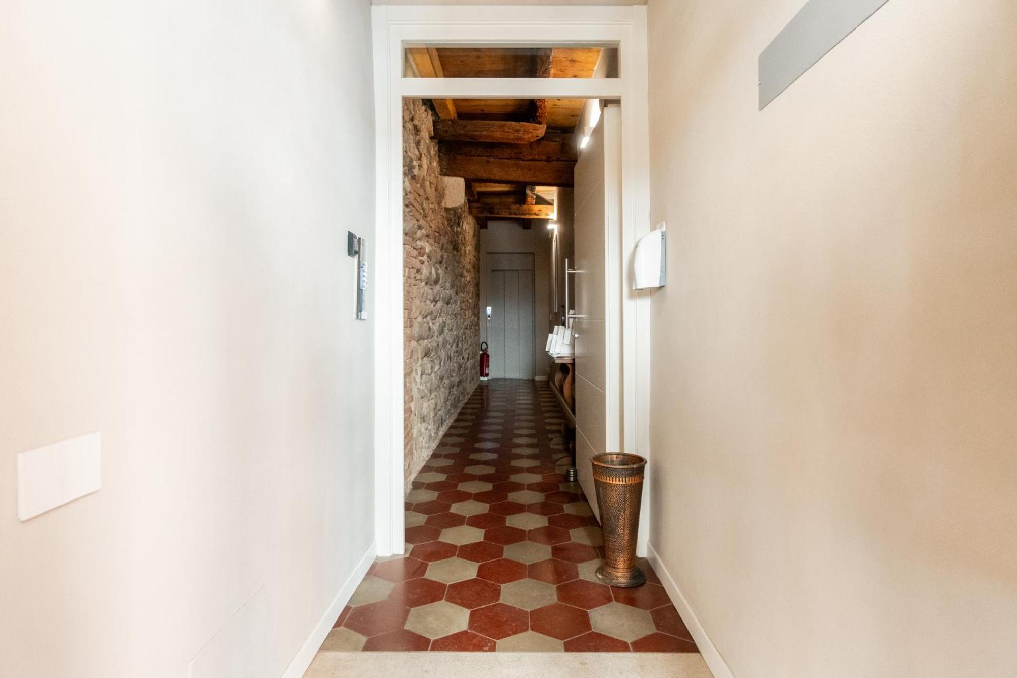 ホテル La Casa In Paese ペスキエーラ・デル・ガルダ エクステリア 写真