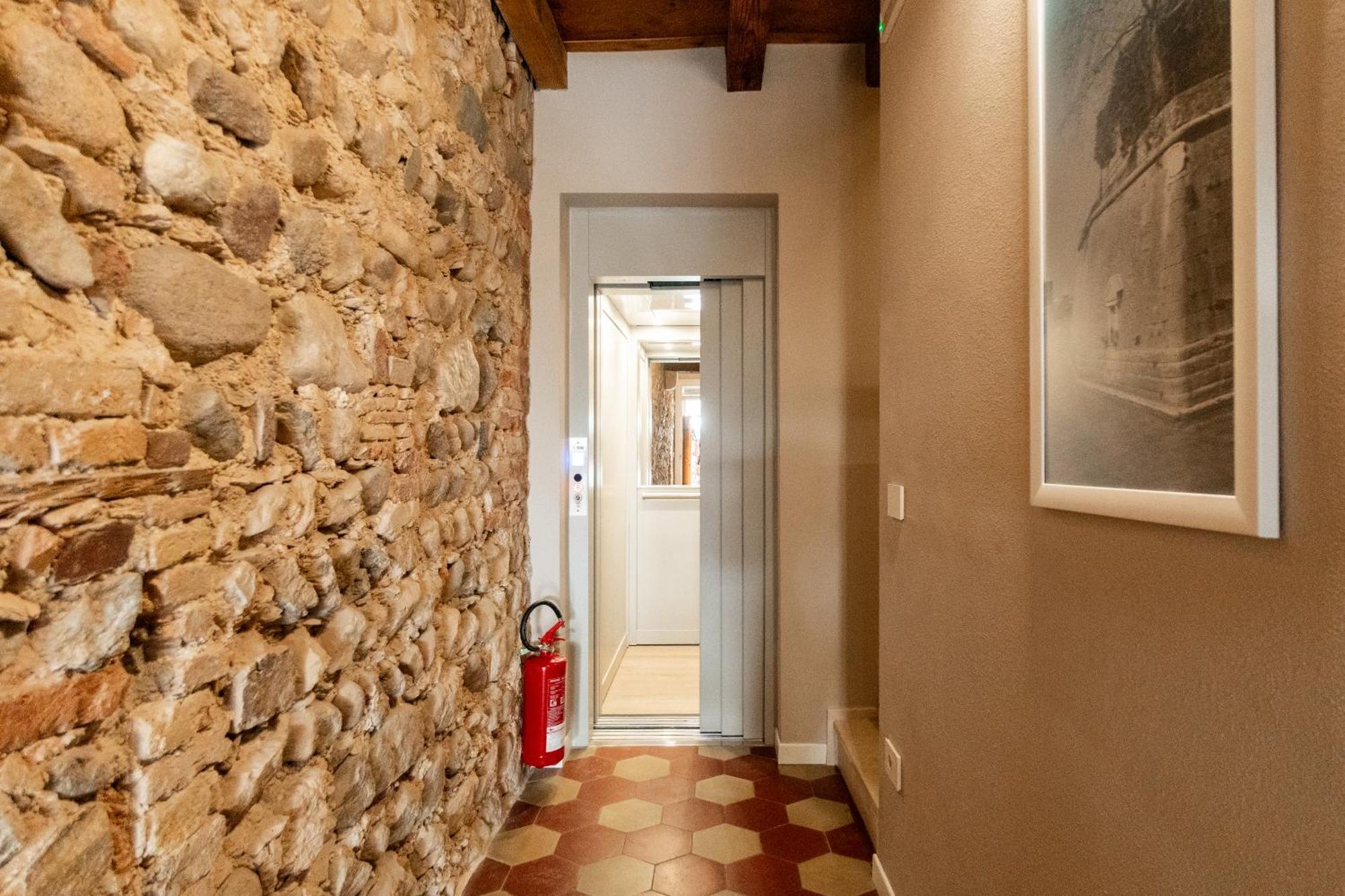 ホテル La Casa In Paese ペスキエーラ・デル・ガルダ エクステリア 写真